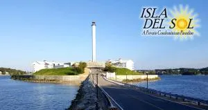 Beautiful Lakeside Oasis - Eldon