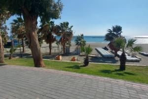 Peaceful Beach Location