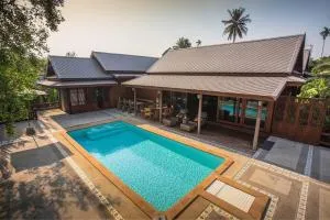 Baankwaeom Boutique Homestay Amphawa - Ban Khlong Lek