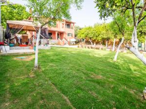 Villa Theodore