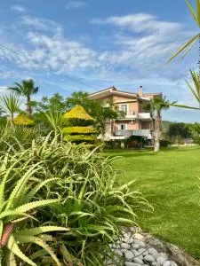 Nonta's Garden - nature & waves - Fónissa