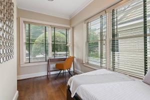 Piedmont Park Pool-Side Retreat