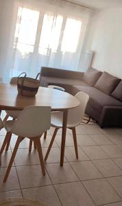 L’azuréenne vue sur piscine