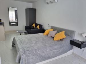 Seascape - Tranquil Studio Apartment