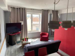 Acropolis view, near Monastiraki 2br 2 bathrooms RED