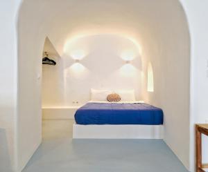 Karpimo Scenery - Caldera Sunset View - Private Hot Tub - Firostefani