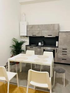 Schick Apartment