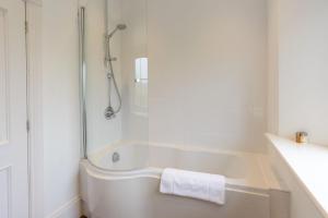 Alexander House 24 - Self Catering