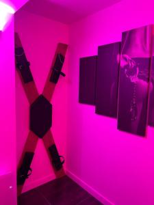Appartements Love room: Aux plaisirs des sens jacuzzi prive : photos des chambres