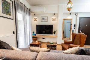 Jennys Home Acropolis