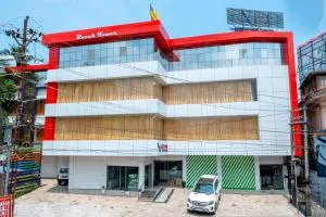 Metro Residency - Valāncheri