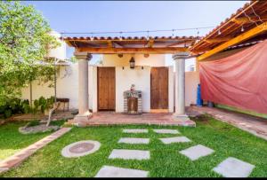 Villa Isabela 10 Sleeps - Pool - Huge garden