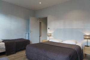 Hotels Hotel du Theatre : Chambre Triple Supérieure