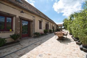 B&B / Chambres d'hotes LE RELAIS DES CALECHES - La Chaleureuse : photos des chambres