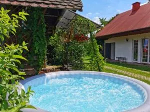 Bluszcz i Lawenda - Lipowiec Bluszcz i Lawenda - Lipowiec