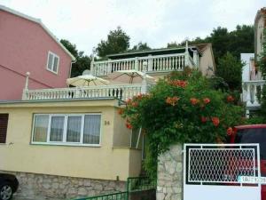 Apartman 7 m od mora