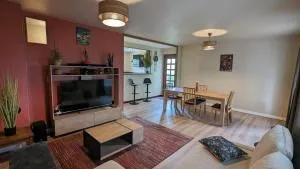 Charmante maison au calme - Neure