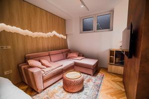 Apartments Slavec with Free Onsite Parking