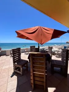 Beachfront house Las Conchas - Playa Encanto