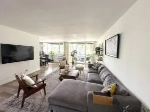 Urban luxury in Brentwood - إنسينو