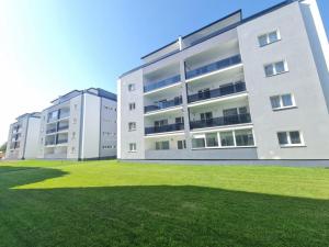 FLH - Modern 3 APT Near Old Town - 15 Min Walk