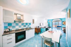 Eden view Ravello houses