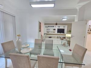 Localização privilegiada em Copacabana quarteirão praia