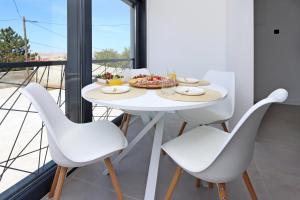 Holiday house with a swimming pool Senj - 21661