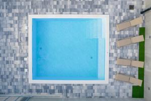 Seaside family friendly house with a swimming pool Privlaka, Zadar - 23159