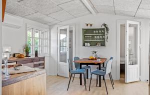 3 Bedroom Gorgeous Home In Børkop