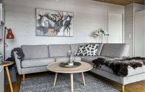 Awesome Apartment In Tjørhom