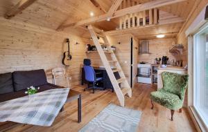 Stunning Home In Mellerud With Wifi