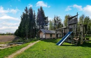 Stunning Home In Mellerud With Wifi