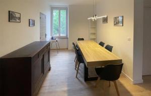 Lovely Home In Menglon With Kitchen