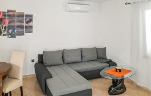 Amazing Apartment In Vrsar With Kitchen 