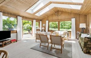 Beautiful Home In Slagelse With Wifi