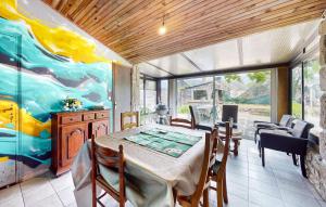 Gorgeous Home In Le Faouët With Wifi