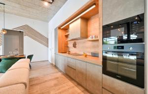 Cozy Home In Koprivnica With Wifi