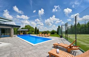 Cozy Home In Koprivnica With Wifi