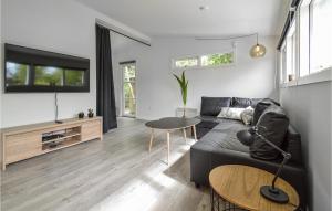 Amazing Home In Køge With Kitchen