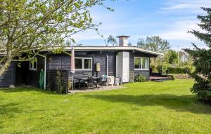 Gorgeous Home In Sydals With Wifi