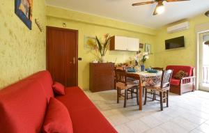 2 Bedroom Stunning Apartment In Mascali