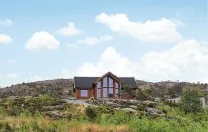 Awesome Home In Sveio - Kvalvåg