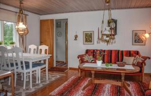 3 Bedroom Amazing Home In Sölvesborg