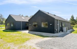 Gorgeous Home In Blåvand With Sauna