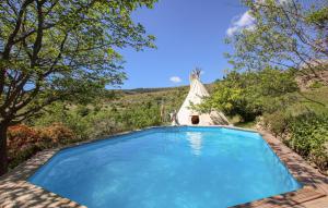 Maisons de vacances Beautiful Home In Gras : photos des chambres