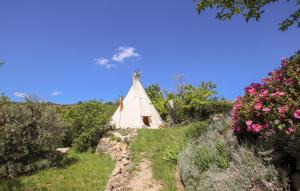 Maisons de vacances Beautiful Home In Gras : photos des chambres