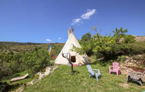 Maisons de vacances Beautiful Home In Gras : photos des chambres