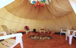 Maisons de vacances Beautiful Home In Gras : photos des chambres