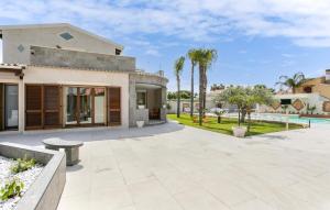 Beautiful Home In Punta Milocca